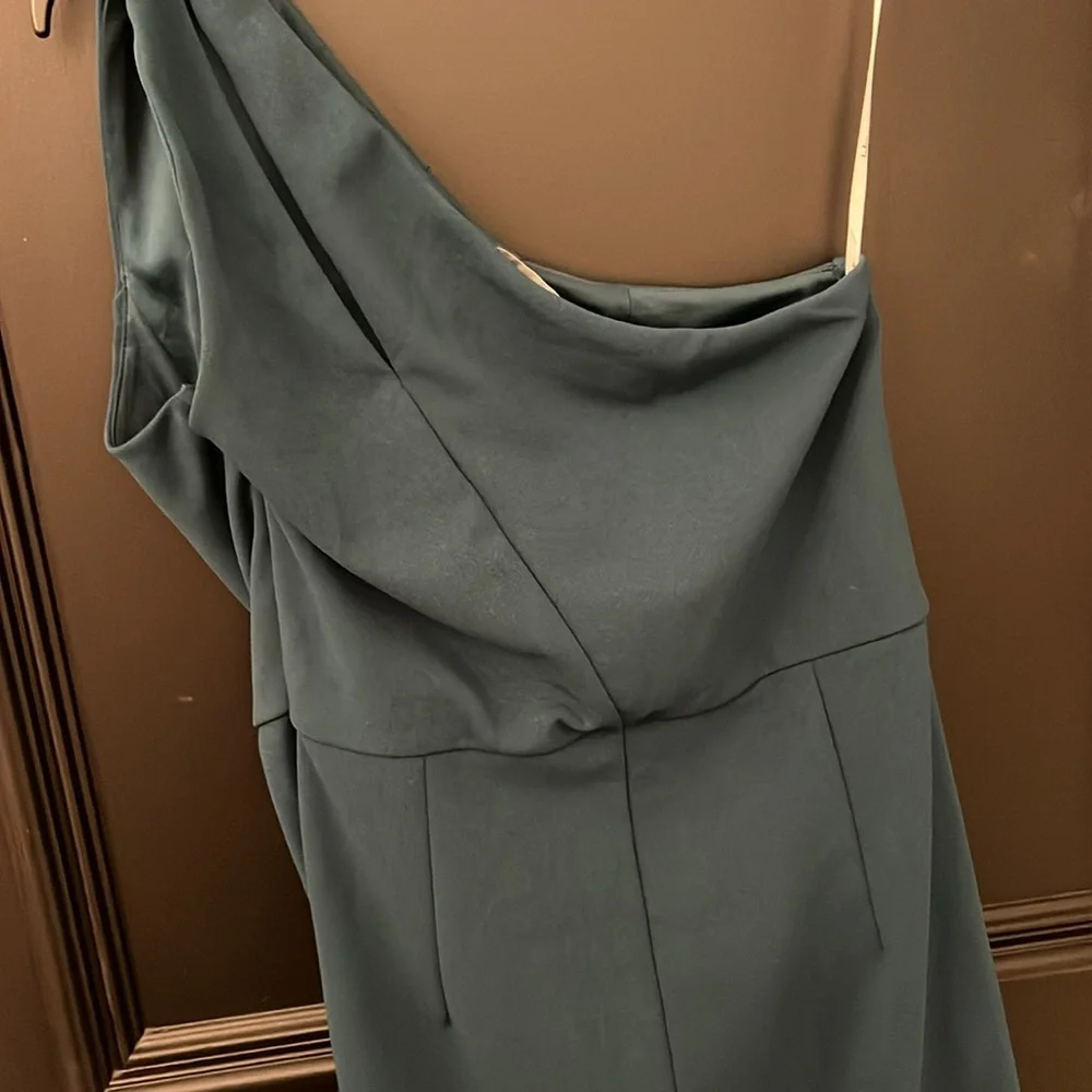 Lulus So Flirty Hunter Green One-Shoulder Cutout Asymmetrical Dress - Picture 6 of 7